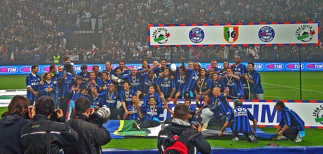 Which team would finally win this close Serie A title race?